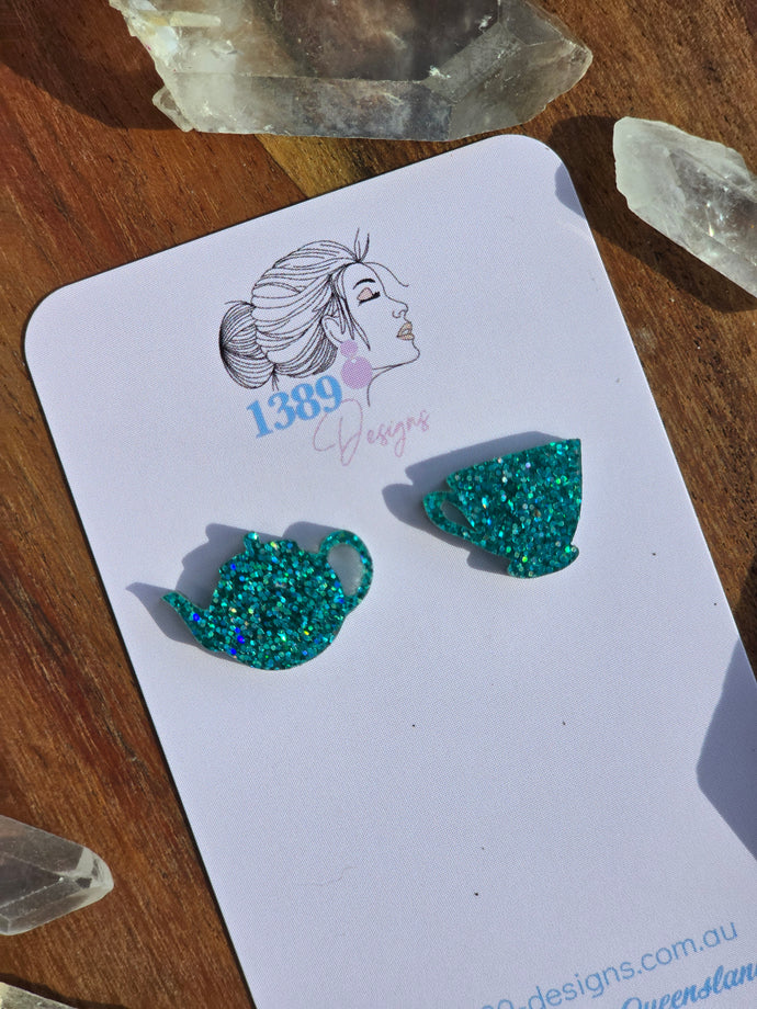 Regular GREEN GLITTER TEA TIME Stud Earrings