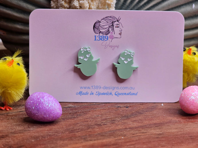 Regular CHICK Stud Earrings