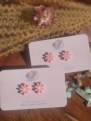 Regular Pink Daisy (1.5cm) Stud Earrings (Assorted)