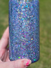 Load image into Gallery viewer, Lucia&#39;s Diva Snowglobe Tumbler