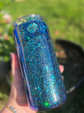 Load image into Gallery viewer, POSEIDON Colour Shift Snowglobe Tumbler