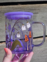 Load image into Gallery viewer, 16oz SPOOKY GARDEN Purple Ombre Handled Can Glass with Plastic Lid