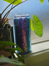 Load image into Gallery viewer, CHIMERA Colour Shift Snowglobe Tumbler