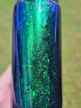 Load image into Gallery viewer, Green Chameleon Snowglobe Tumbler