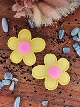 Load image into Gallery viewer, DAISY Snap Hair Clips (2 pieces)