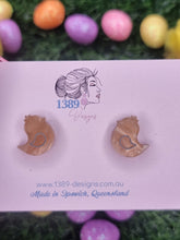 Load image into Gallery viewer, Regular HONEY MARBLE EASTER CHICKENS (hand-painted) Stud Earrings