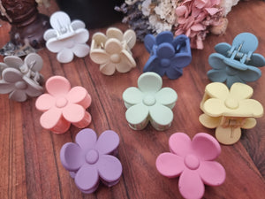 Small FLOWER Hair Claw Clips