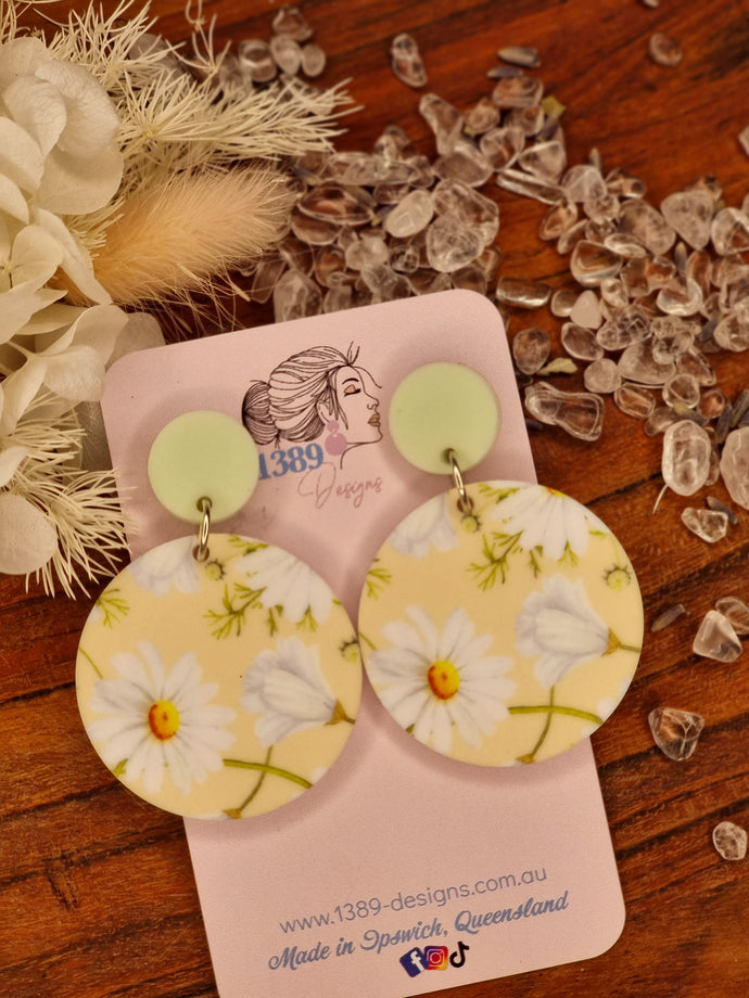 Nana Kath's Garden DAISY Dangle Earrings