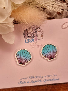 Regular SEASHELL Stud Earrings